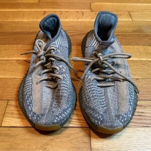 Yeezys Shoes